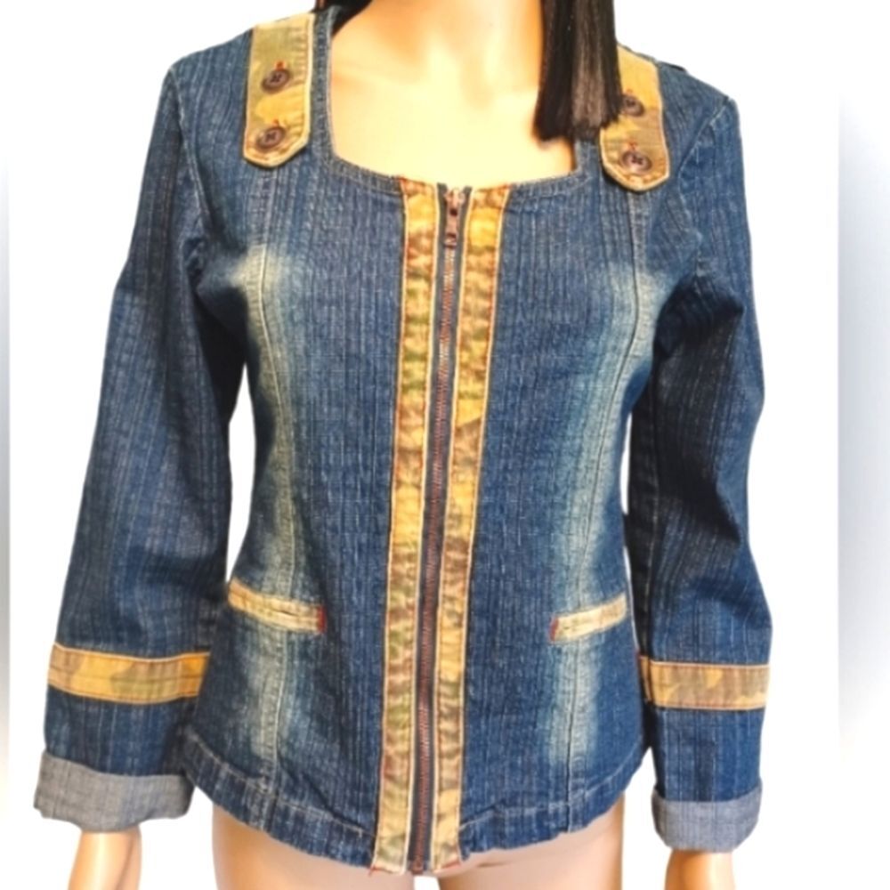 Crest Jeans Women's Zip Up Jean Jacket Size Small